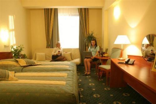 Hotel Abrava Drawsko Pomorskie Bagian luar foto
